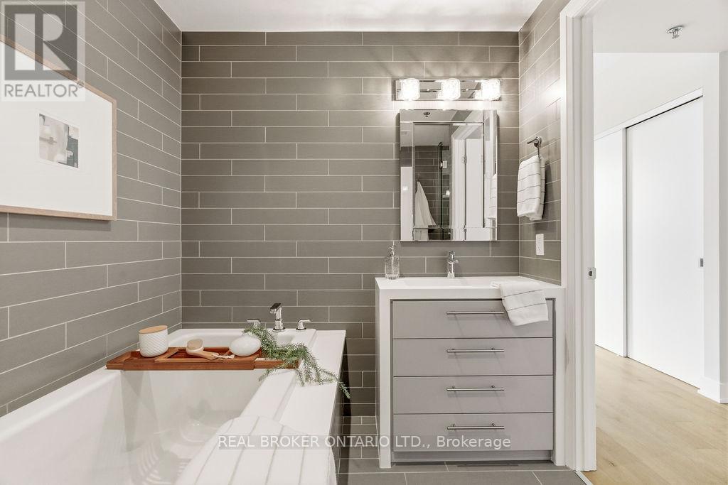 1403 - 428 Sparks Street, Ottawa, Ontario  K1R 0B3 - Photo 23 - X12889192