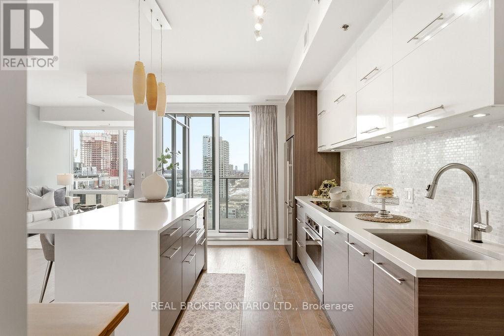 1403 - 428 Sparks Street, Ottawa, Ontario  K1R 0B3 - Photo 5 - X12889192