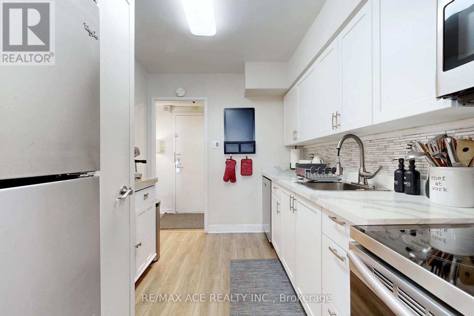 1906 - 1350 York Mills Road, Toronto, Ontario M3A 2A1 - Photo 23 - C12887922