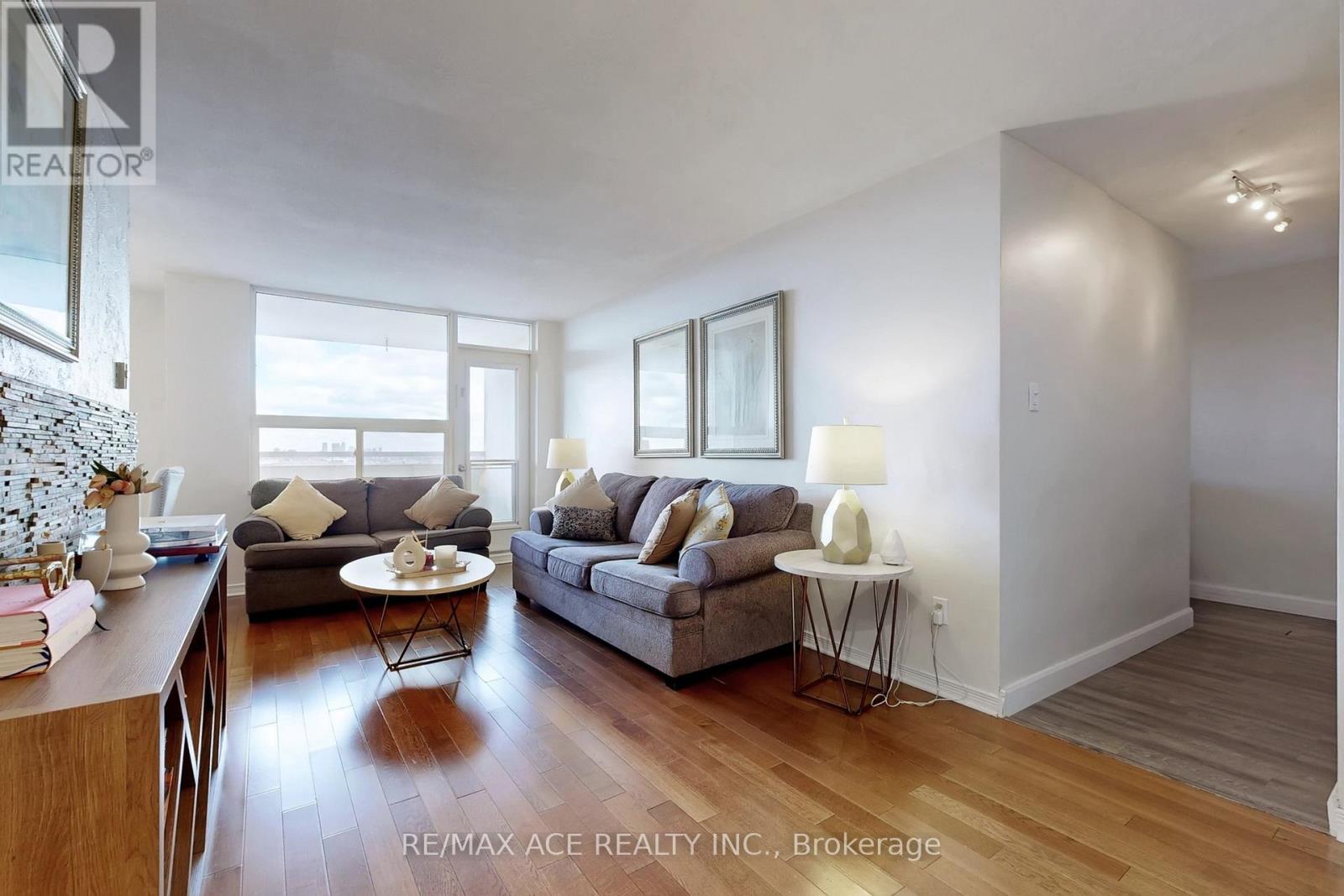 1906 - 1350 York Mills Road, Toronto, Ontario M3A 2A1 - Photo 6 - C12887922