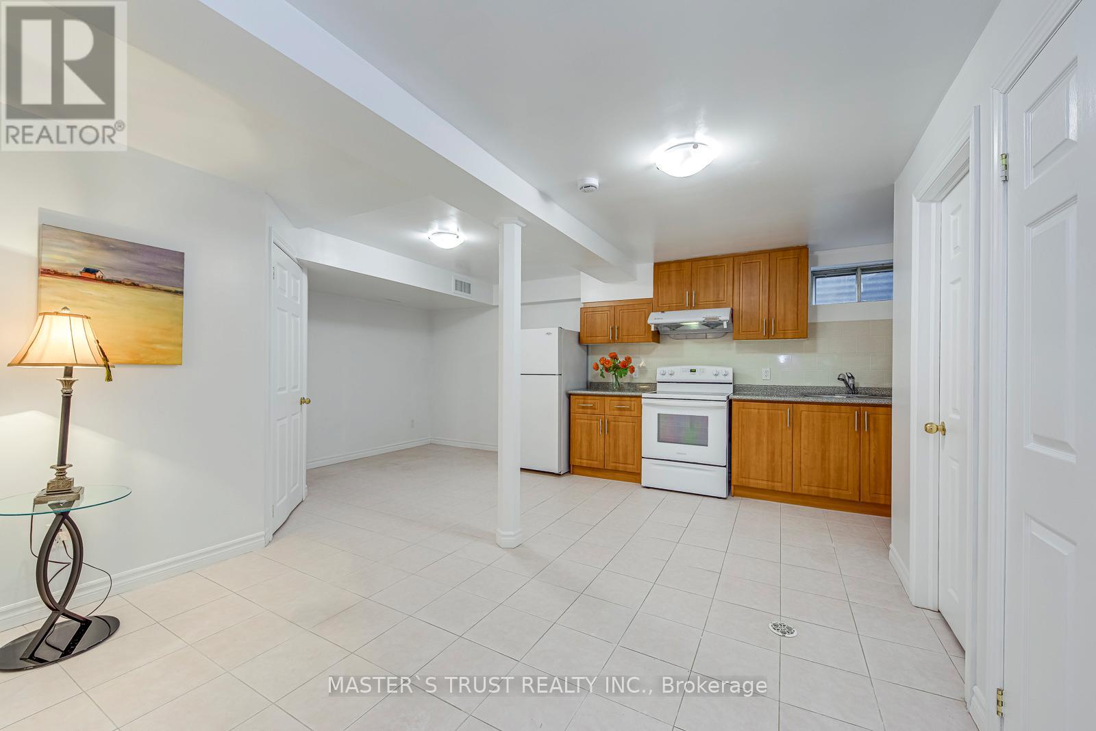 6411 Chaumont Crescent, Mississauga, Ontario  L5N 2M7 - Photo 33 - W12694538