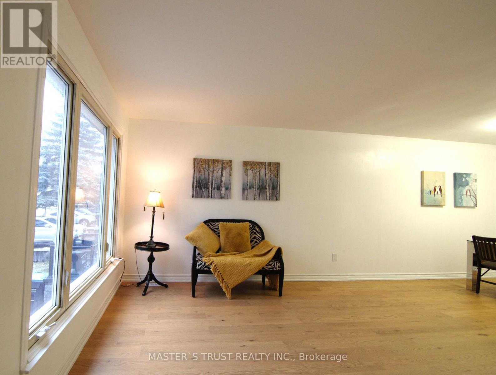 6411 Chaumont Crescent, Mississauga, Ontario  L5N 2M7 - Photo 6 - W12694538