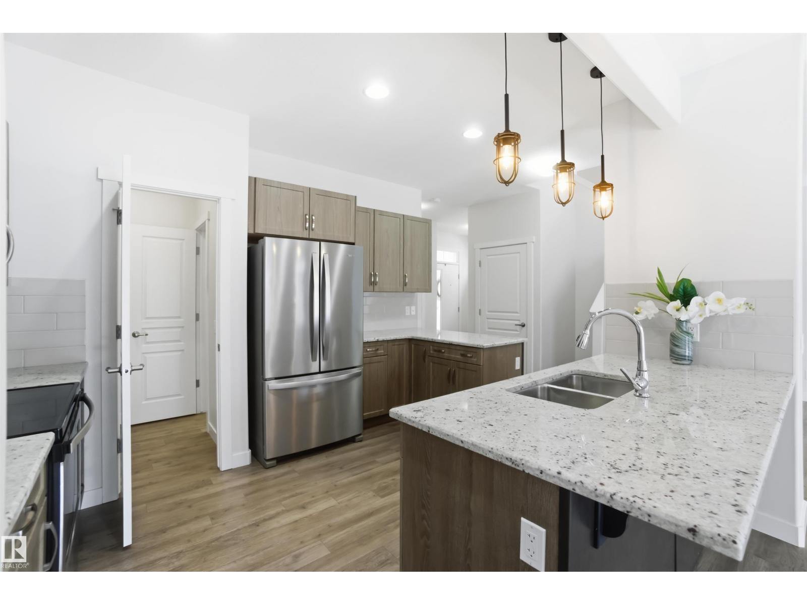 9931 224 St Nw, Edmonton, Alberta  T5T 7C3 - Photo 6 - E4475928