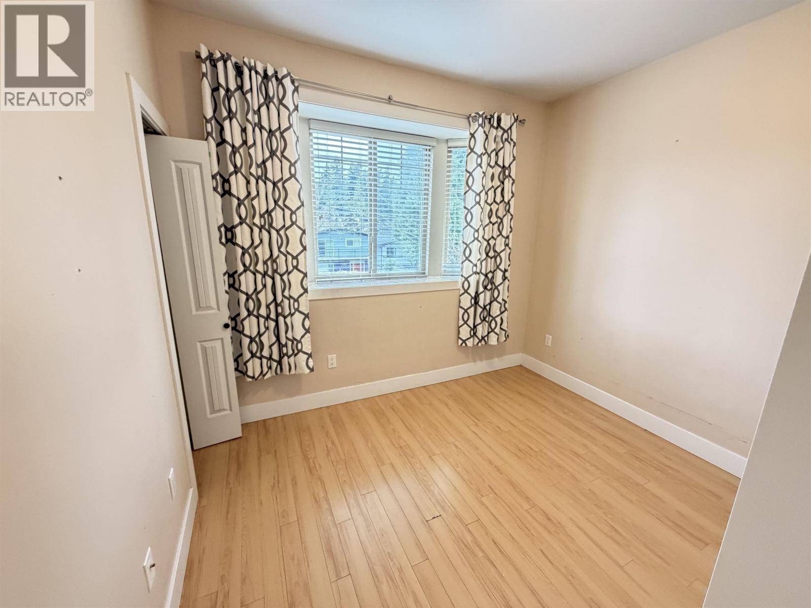 7332 1st Street, Burnaby, British Columbia  V3N 3S8 - Photo 13 - R3097444