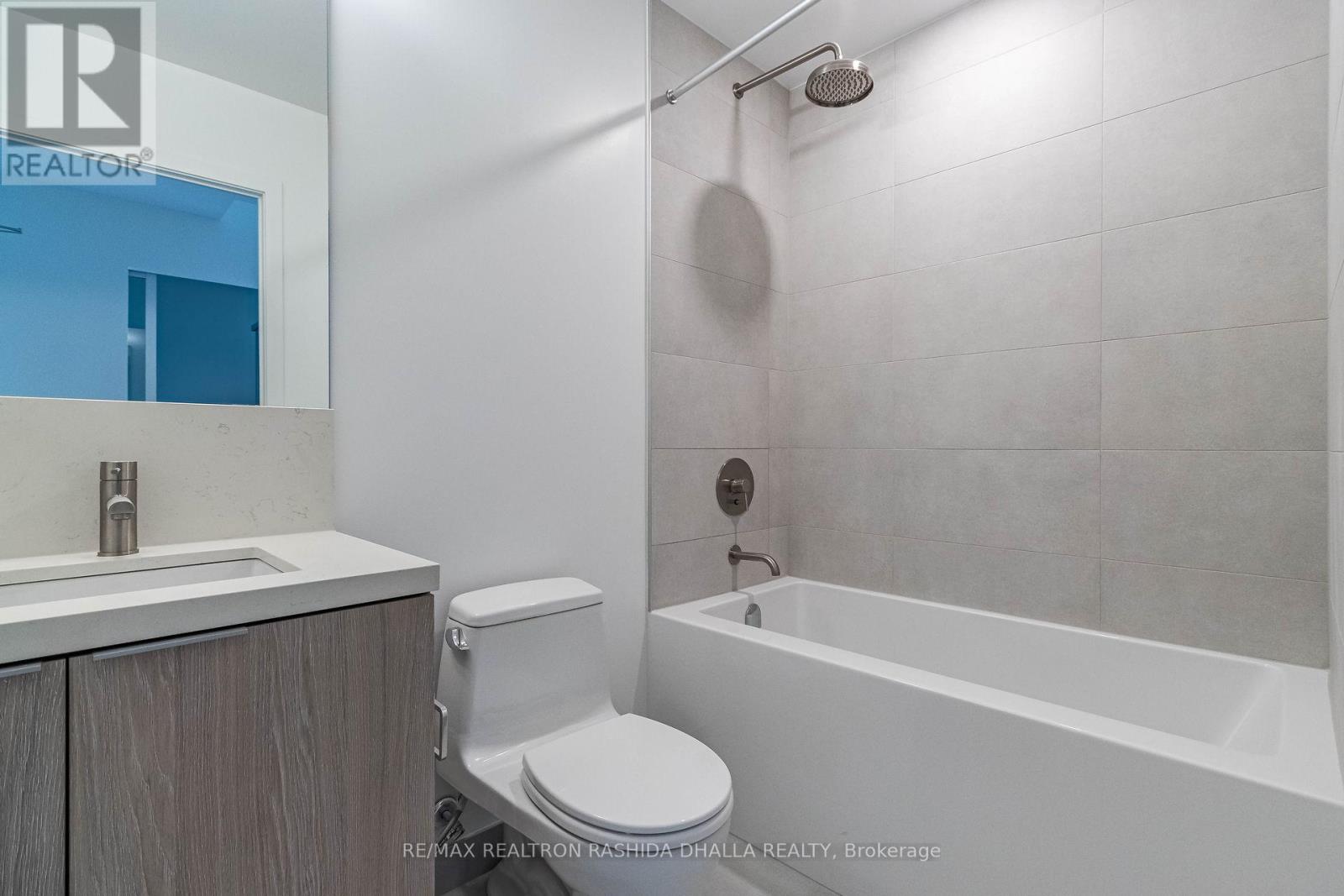 736 - 2020 Bathurst Street, Toronto, Ontario  M5B 1L2 - Photo 10 - C12889178