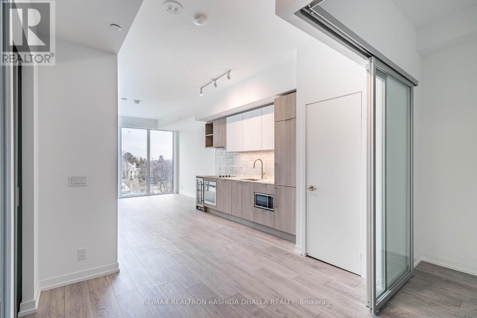 736 - 2020 Bathurst Street, Toronto, Ontario  M5B 1L2 - Photo 12 - C12889178