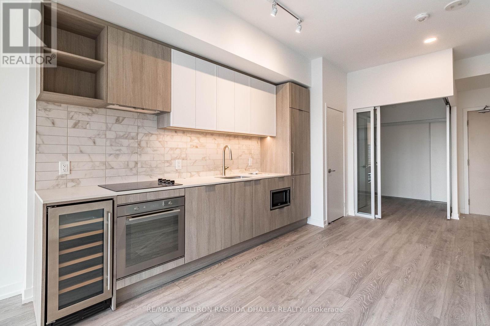 736 - 2020 Bathurst Street, Toronto, Ontario  M5B 1L2 - Photo 20 - C12889178