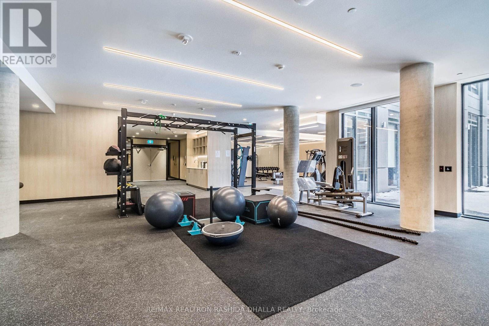 736 - 2020 Bathurst Street, Toronto, Ontario  M5B 1L2 - Photo 40 - C12889178