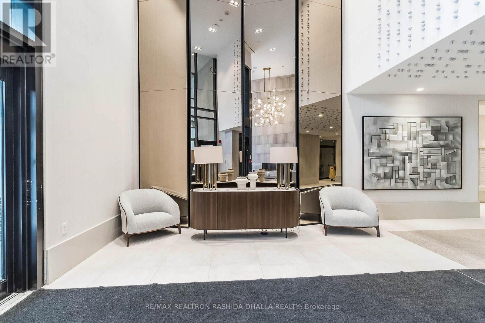 736 - 2020 Bathurst Street, Toronto, Ontario  M5B 1L2 - Photo 44 - C12889178