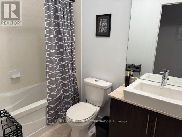 3002 - 55 Bremner Boulevard, Toronto (Waterfront Communities), Ontario  M5J 0A6 - Photo 7 - C12889200