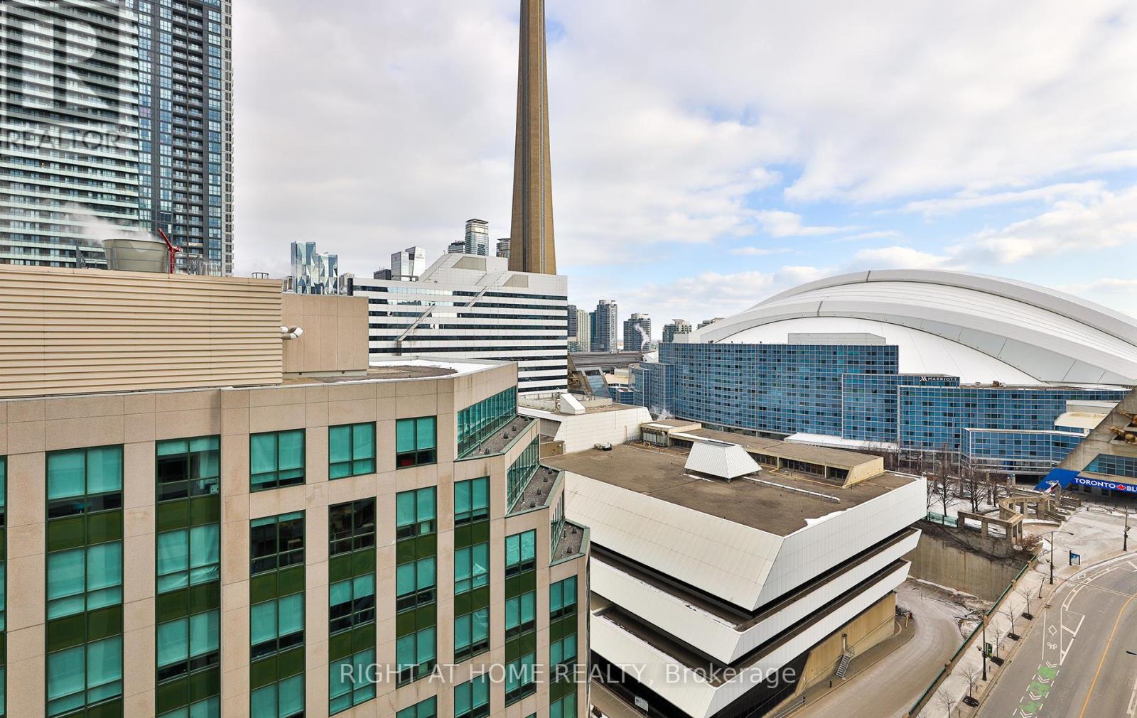 1912 - 20 Blue Jays Way, Toronto, Ontario  M5V 3W6 - Photo 24 - C12889262