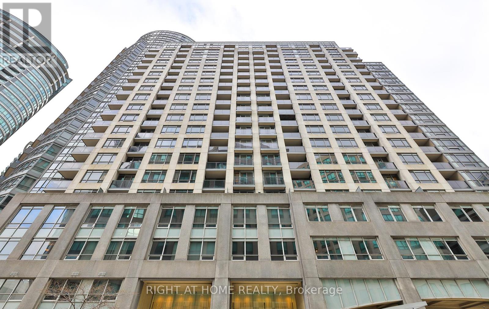 1912 - 20 Blue Jays Way, Toronto, Ontario  M5V 3W6 - Photo 27 - C12889262