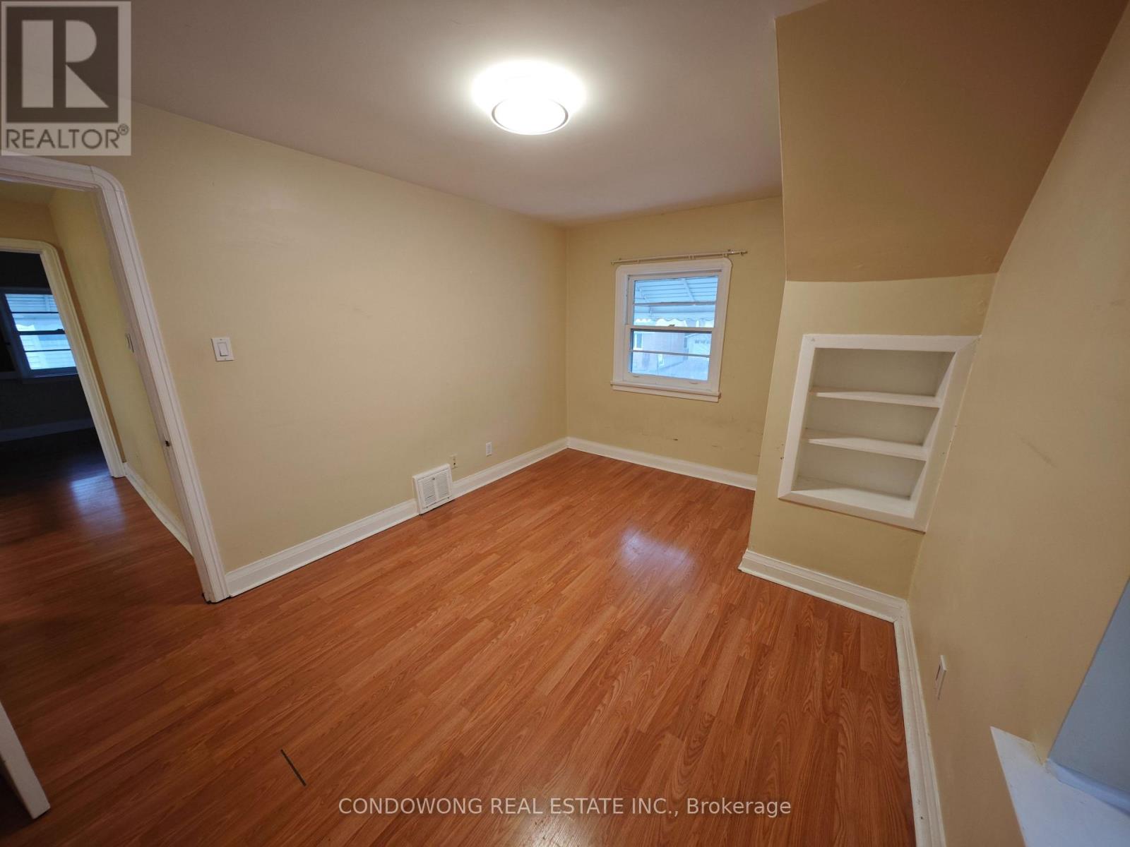 9 Craigmore Crescent, Toronto, Ontario  M2N 2Y2 - Photo 4 - C12889276