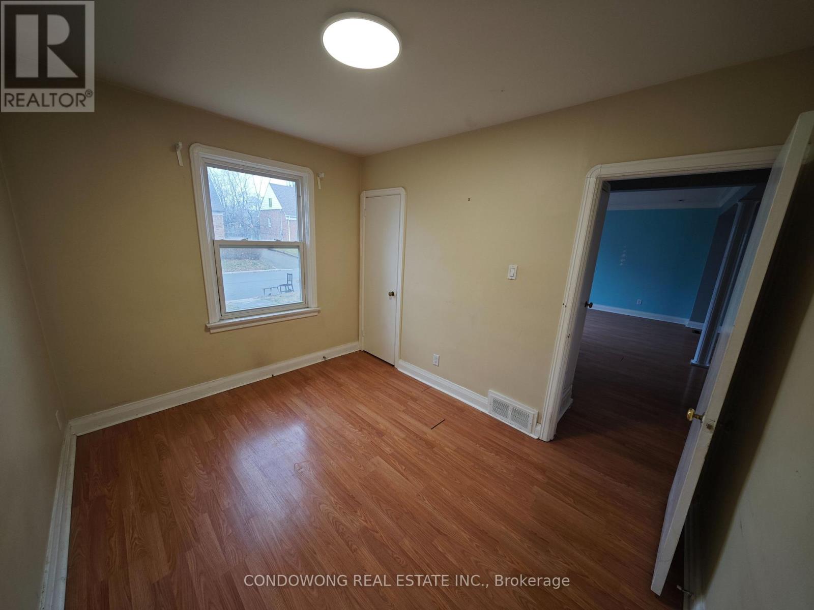 9 Craigmore Crescent, Toronto, Ontario  M2N 2Y2 - Photo 6 - C12889276