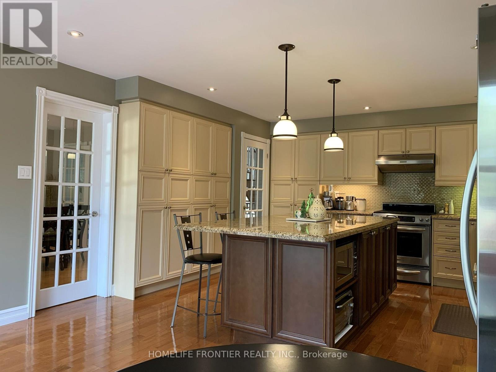 462 Weldrick Road E, Richmond Hill, Ontario  L4B 2T6 - Photo 11 - N12889230