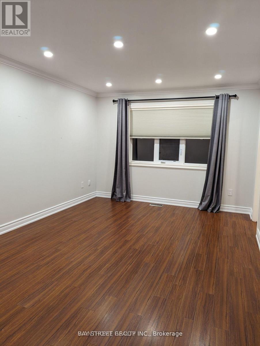 35 Everett Street, Markham, Ontario  L6E 0H6 - Photo 14 - N12889236