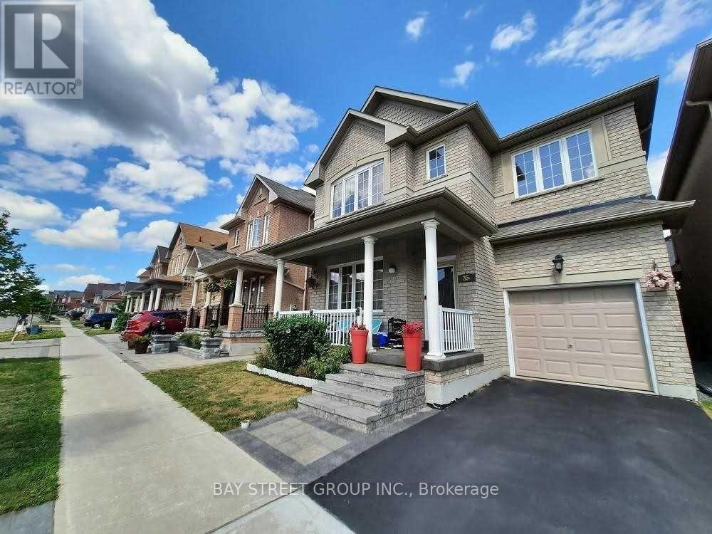 35 Everett Street, Markham, Ontario  L6E 0H6 - Photo 3 - N12889236