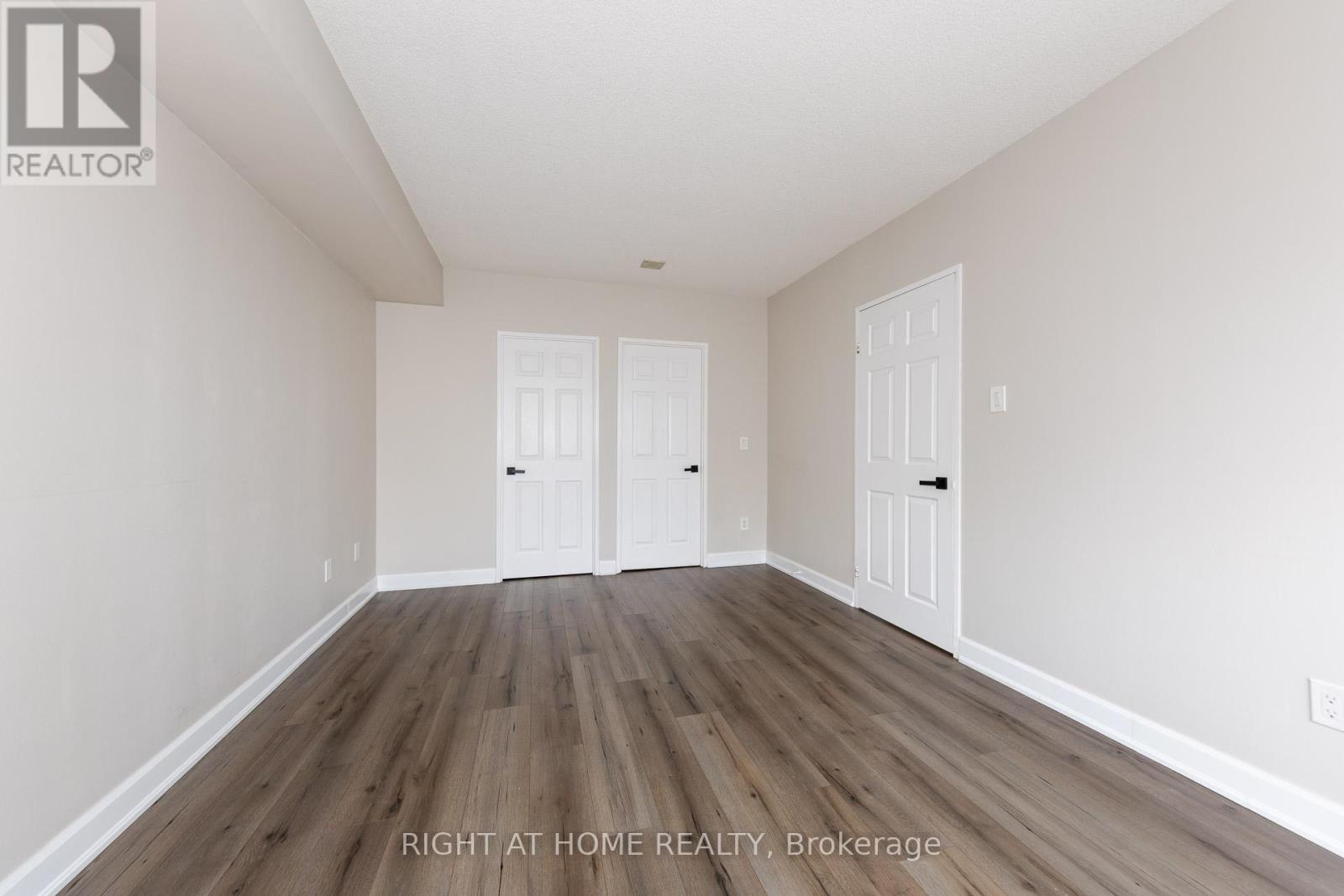 Ph104 - 335 Webb Drive, Mississauga, Ontario  L5B 4A1 - Photo 22 - W12889214