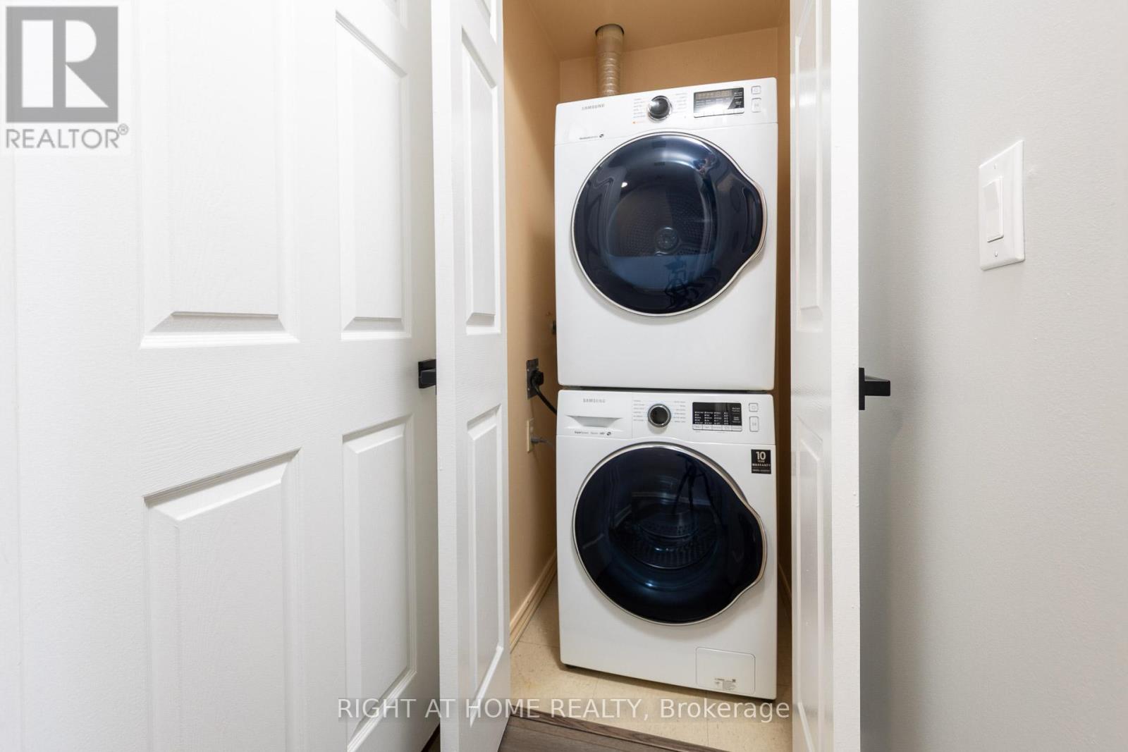 Ph104 - 335 Webb Drive, Mississauga, Ontario  L5B 4A1 - Photo 29 - W12889214