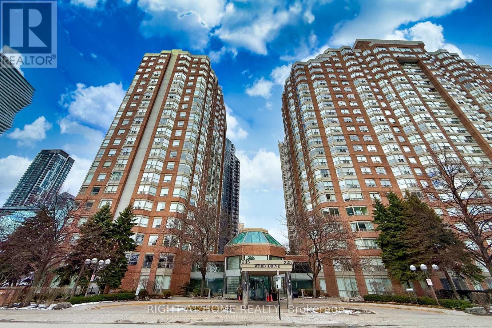 Ph104 - 335 Webb Drive, Mississauga, Ontario  L5B 4A1 - Photo 35 - W12889214