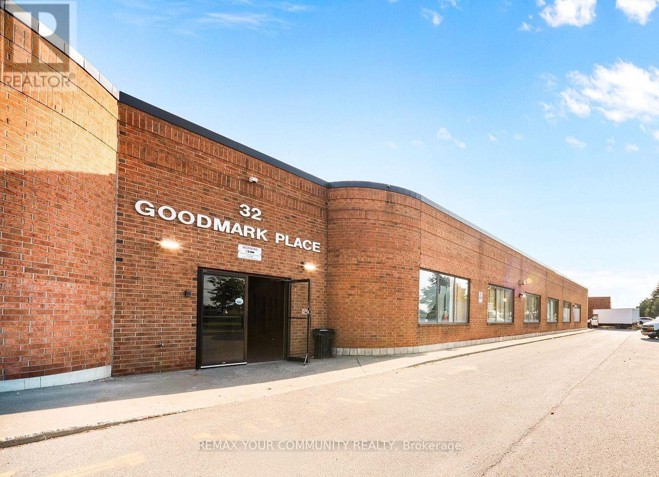 3 - 32 Goodmark Place, Toronto, Ontario  M9W 6J4 - Photo 1 - W12889224