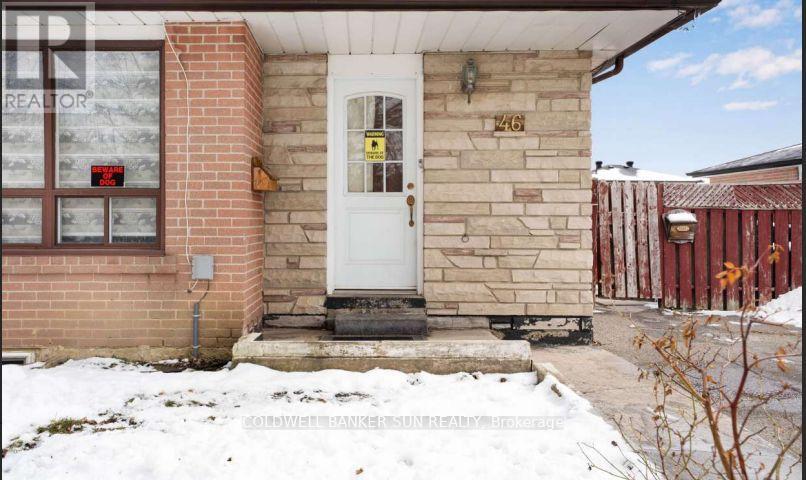 46 Flamingo Crescent, Brampton, Ontario  L6T 2G5 - Photo 2 - W12889228