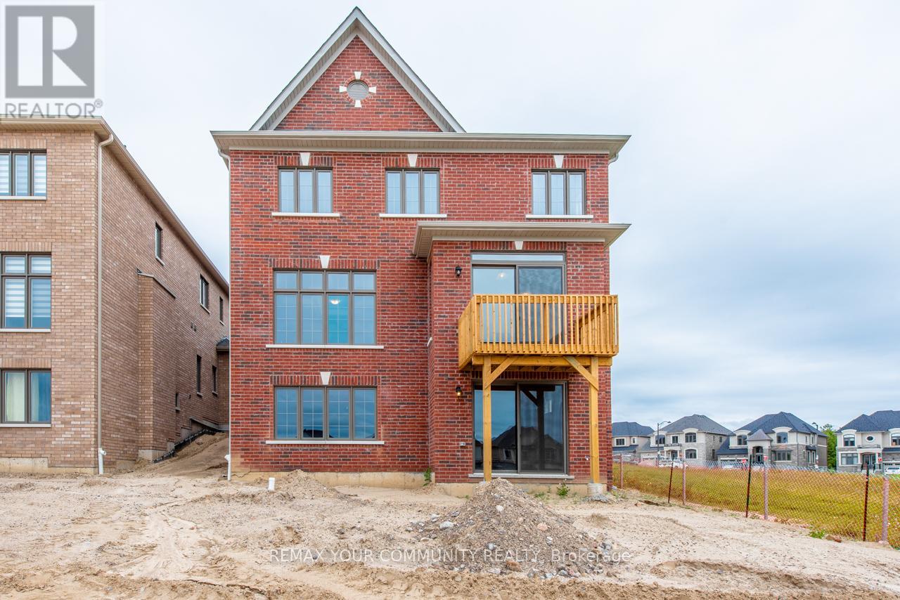 110 James Walker Avenue, Caledon, Ontario  L7C 4N1 - Photo 8 - W12889238