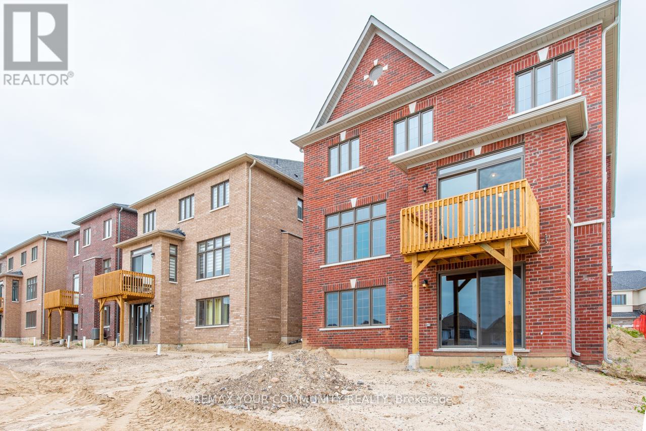 110 James Walker Avenue, Caledon, Ontario  L7C 4N1 - Photo 9 - W12889238