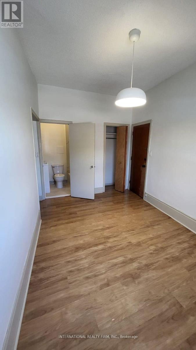 2 - 7 Thomas Street, Mississauga, Ontario  L5M 1Y4 - Photo 1 - W12889246