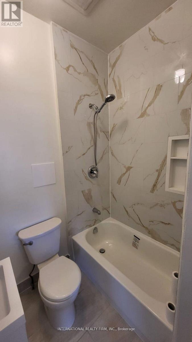 2 - 7 Thomas Street, Mississauga, Ontario  L5M 1Y4 - Photo 19 - W12889246