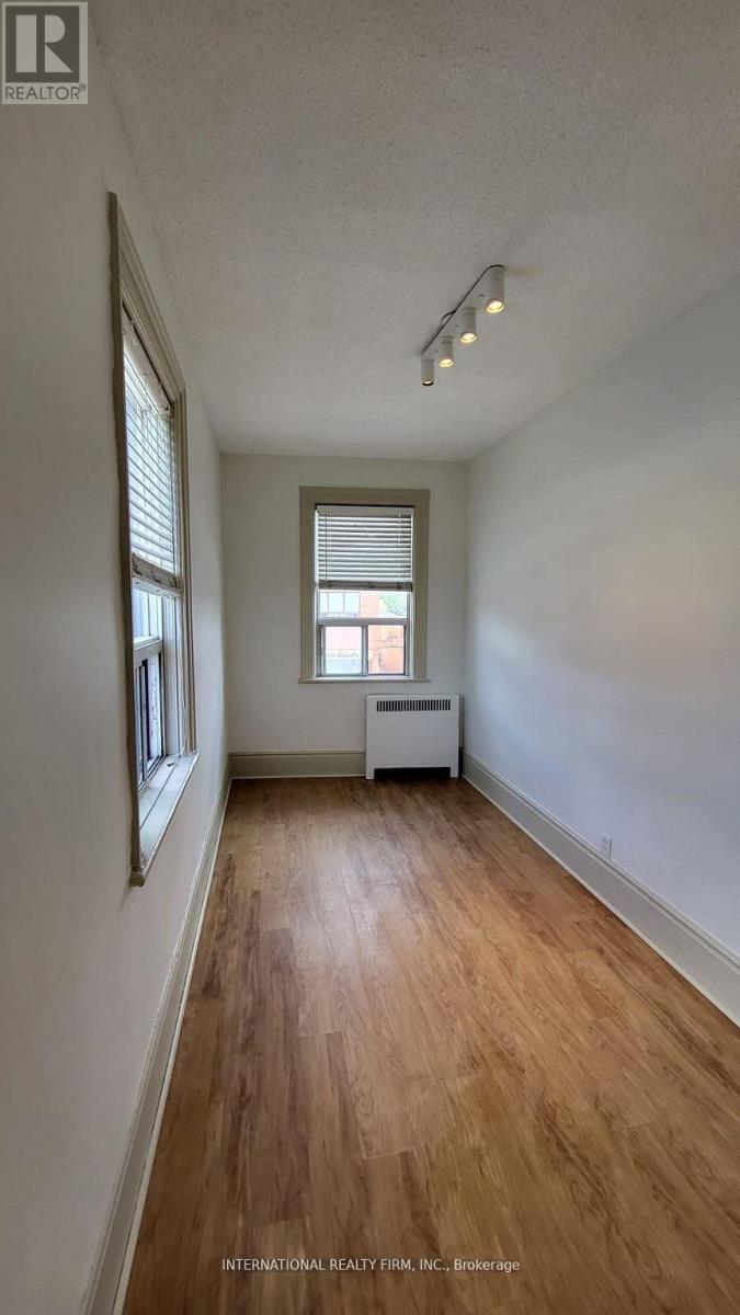 2 - 7 Thomas Street, Mississauga, Ontario  L5M 1Y4 - Photo 5 - W12889246