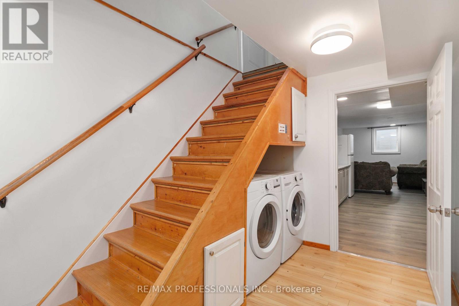 Lower - 3438 Woodhurst Crescent, Mississauga (Erin Mills), Ontario  L5L 1N4 - Photo 5 - W12889254