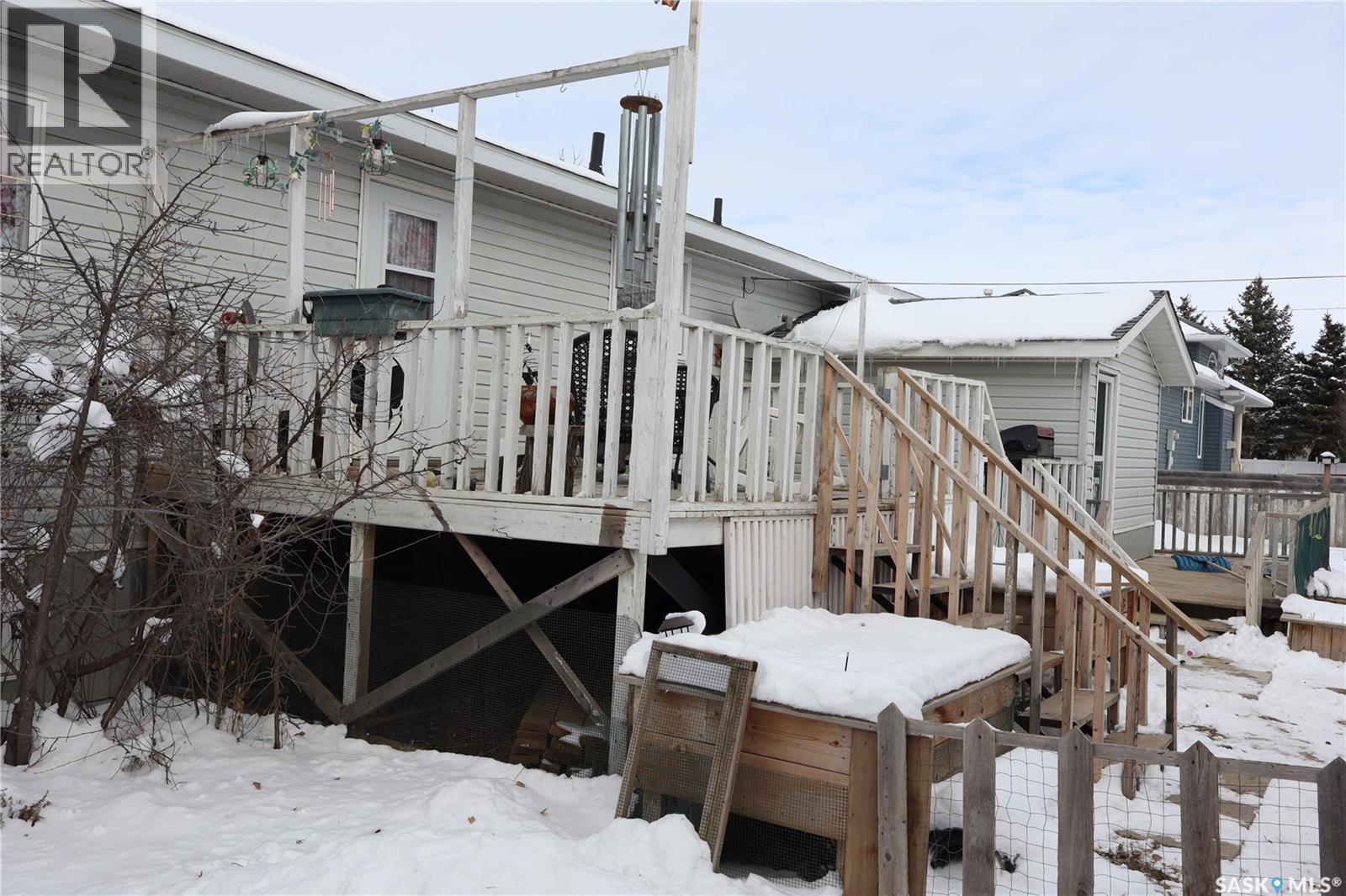 228 7th Avenue E, Gravelbourg, Saskatchewan  S0H 1X0 - Photo 50 - SK029737