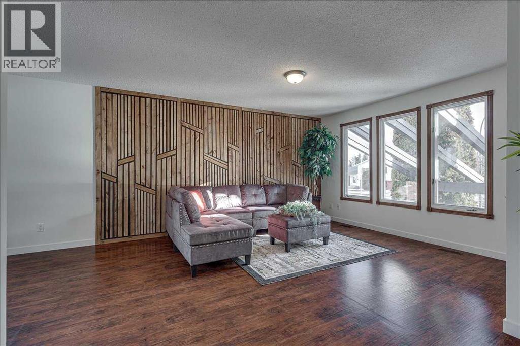 34 Richards Crescent, Red Deer, Alberta  T4P 3A7 - Photo 6 - A2292452