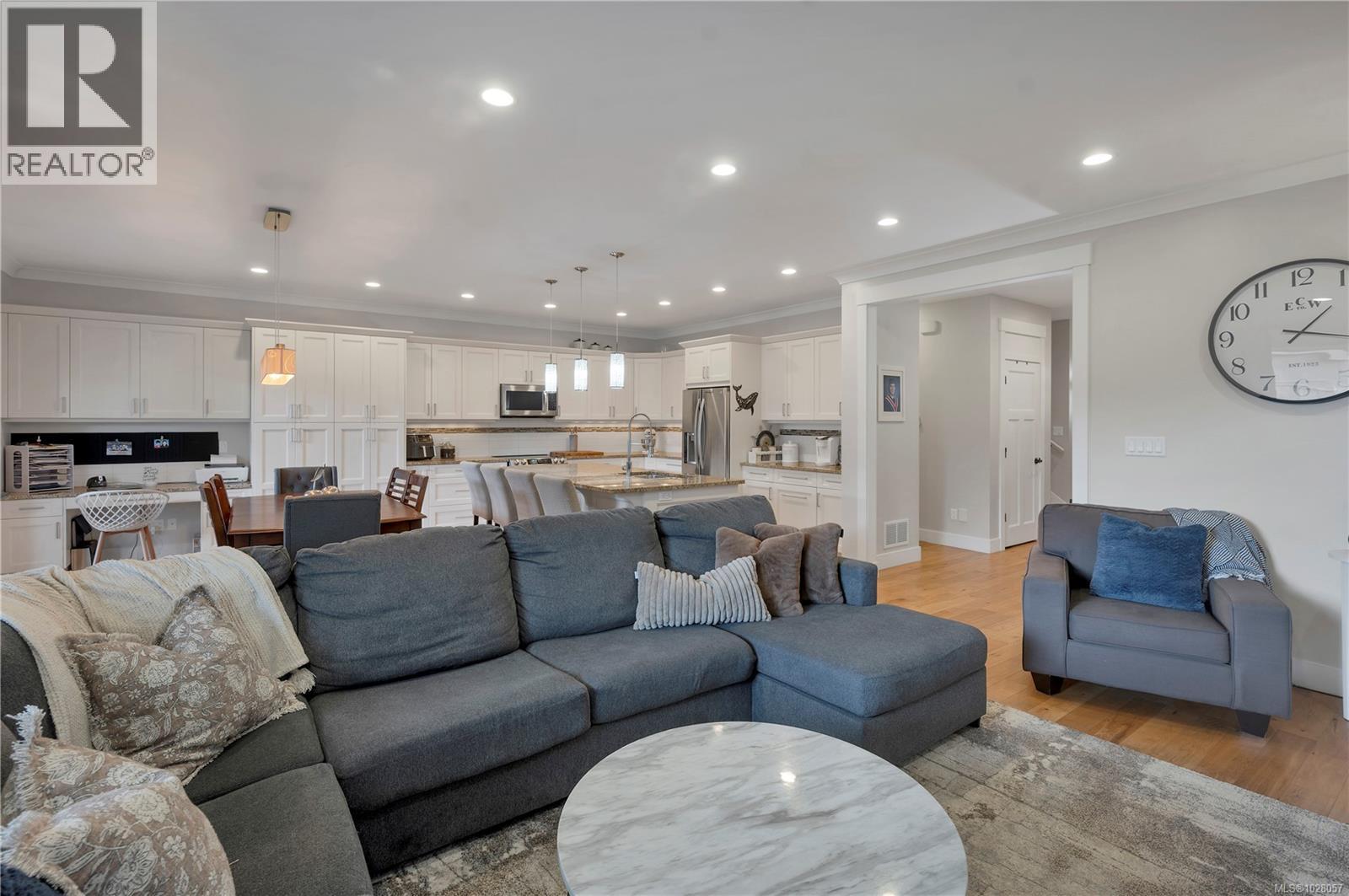 85 Vermont Dr, Campbell River, British Columbia V9W 7K3 - Photo 9 - 1028057