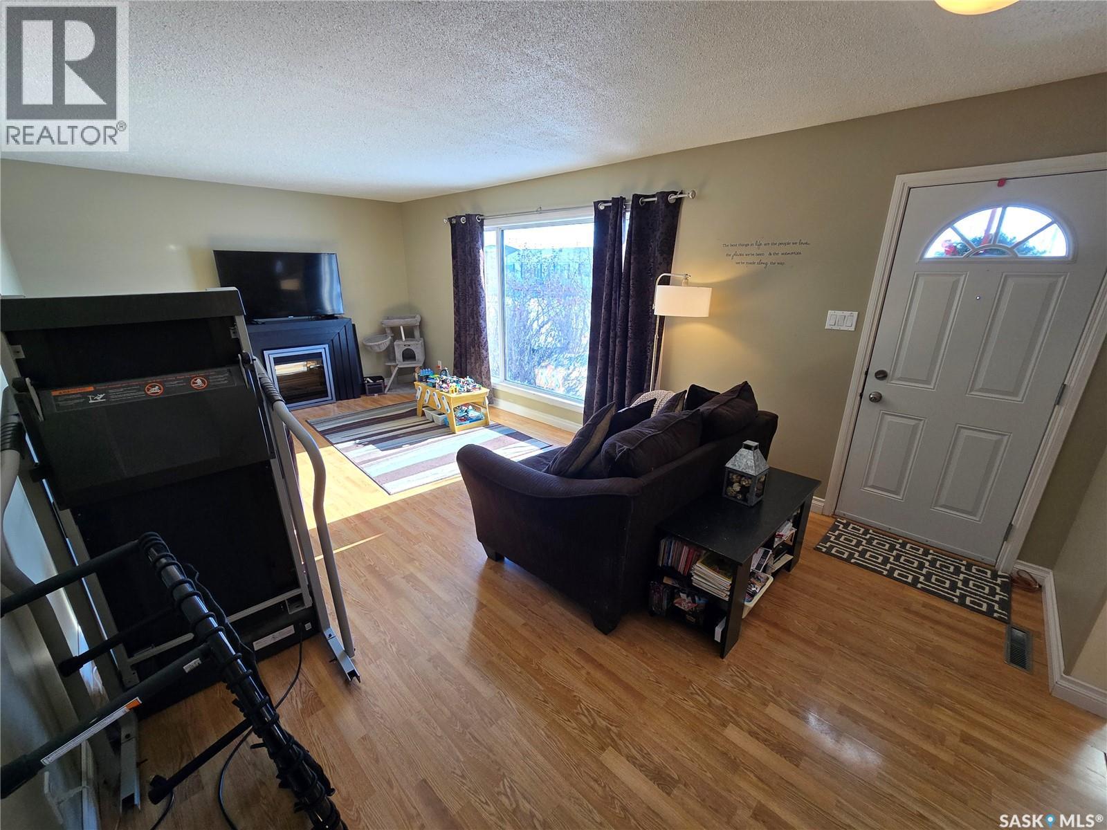 420 Martin Crescent, Sedley, Saskatchewan  S0G 4K0 - Photo 15 - SK030566