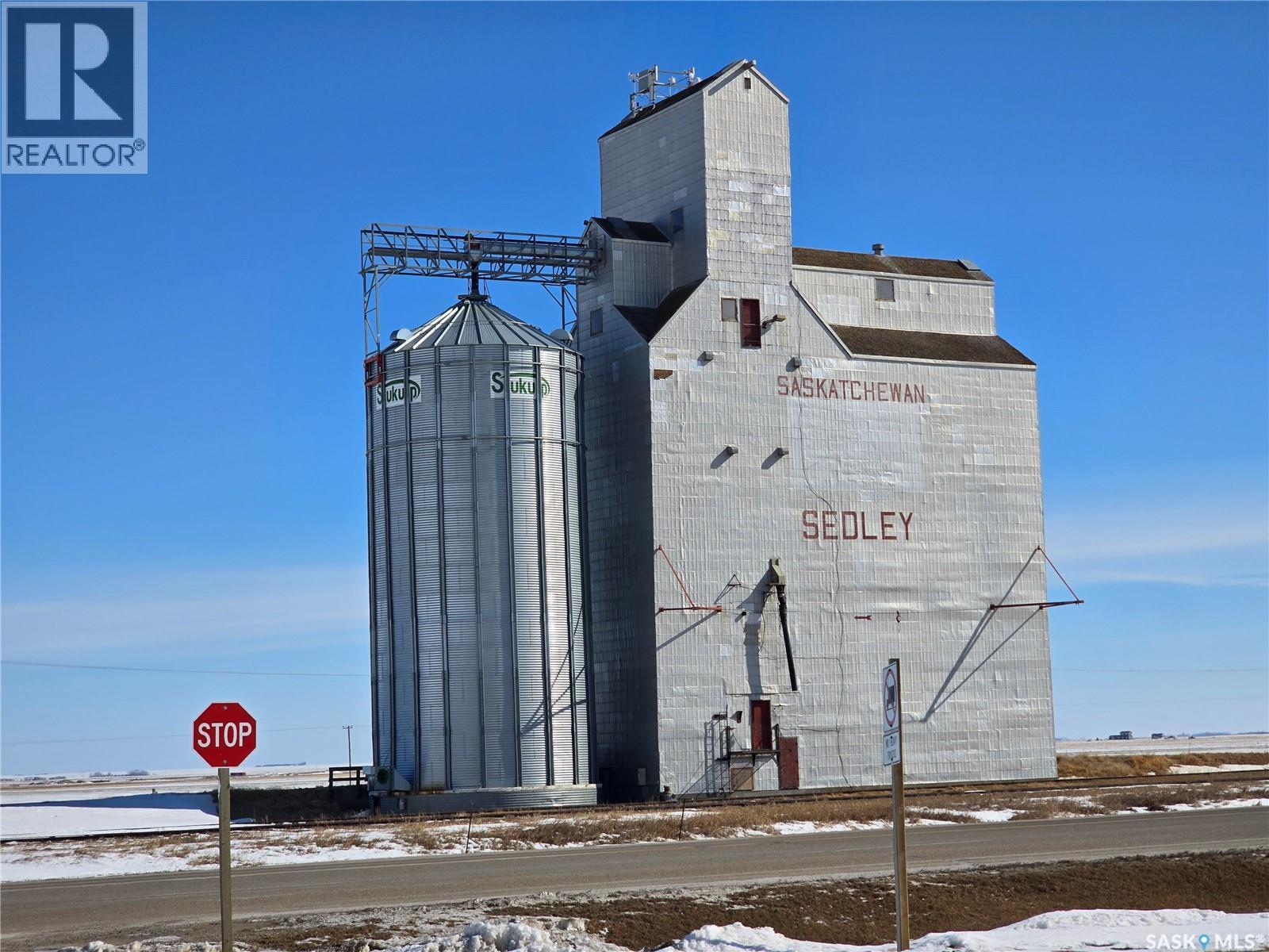 420 Martin Crescent, Sedley, Saskatchewan  S0G 4K0 - Photo 2 - SK030566