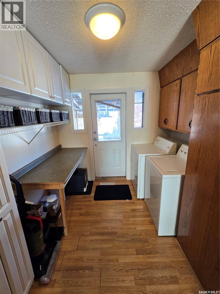 420 Martin Crescent, Sedley, Saskatchewan  S0G 4K0 - Photo 5 - SK030566