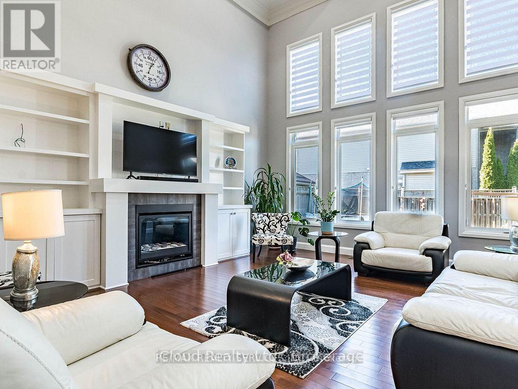 Photo 11 of 50 for 104 Staffordshire Court