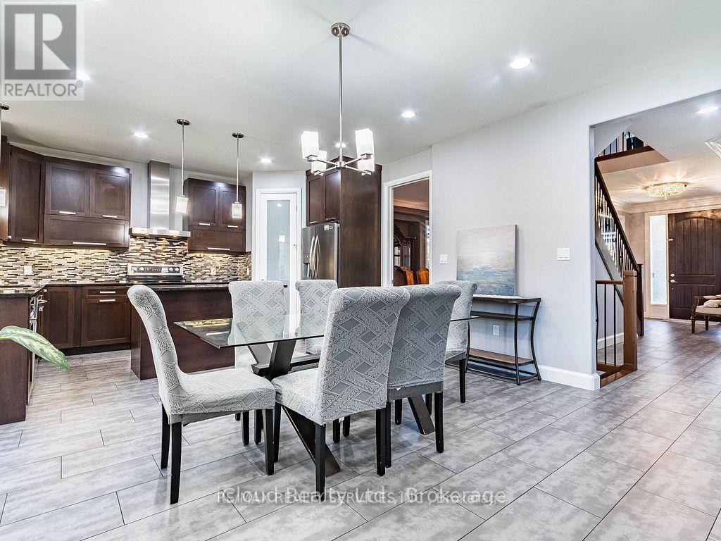 Photo 14 of 50 for 104 Staffordshire Court