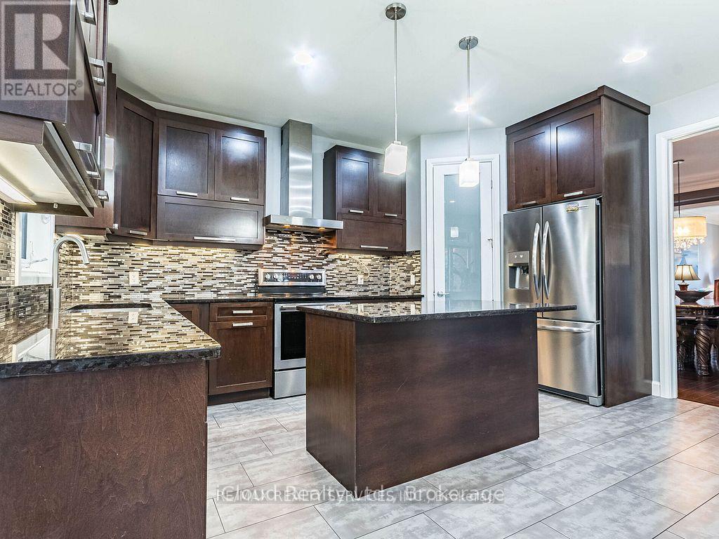 Photo 16 of 50 for 104 Staffordshire Court