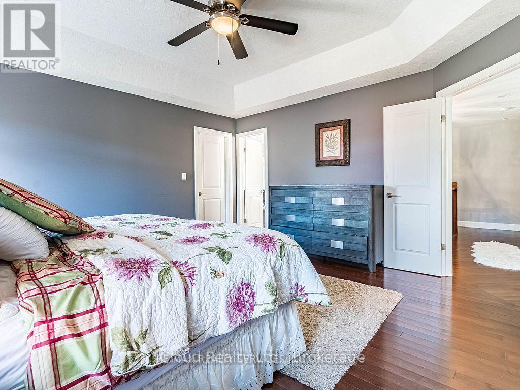 Photo 27 of 50 for 104 Staffordshire Court