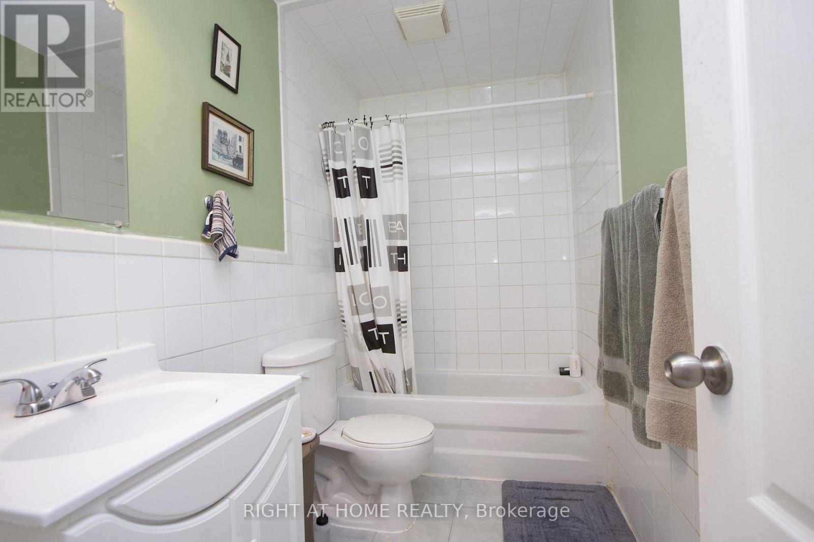 22 Sunset Road, Clarington, Ontario  L1C 2E6 - Photo 13 - E12889344