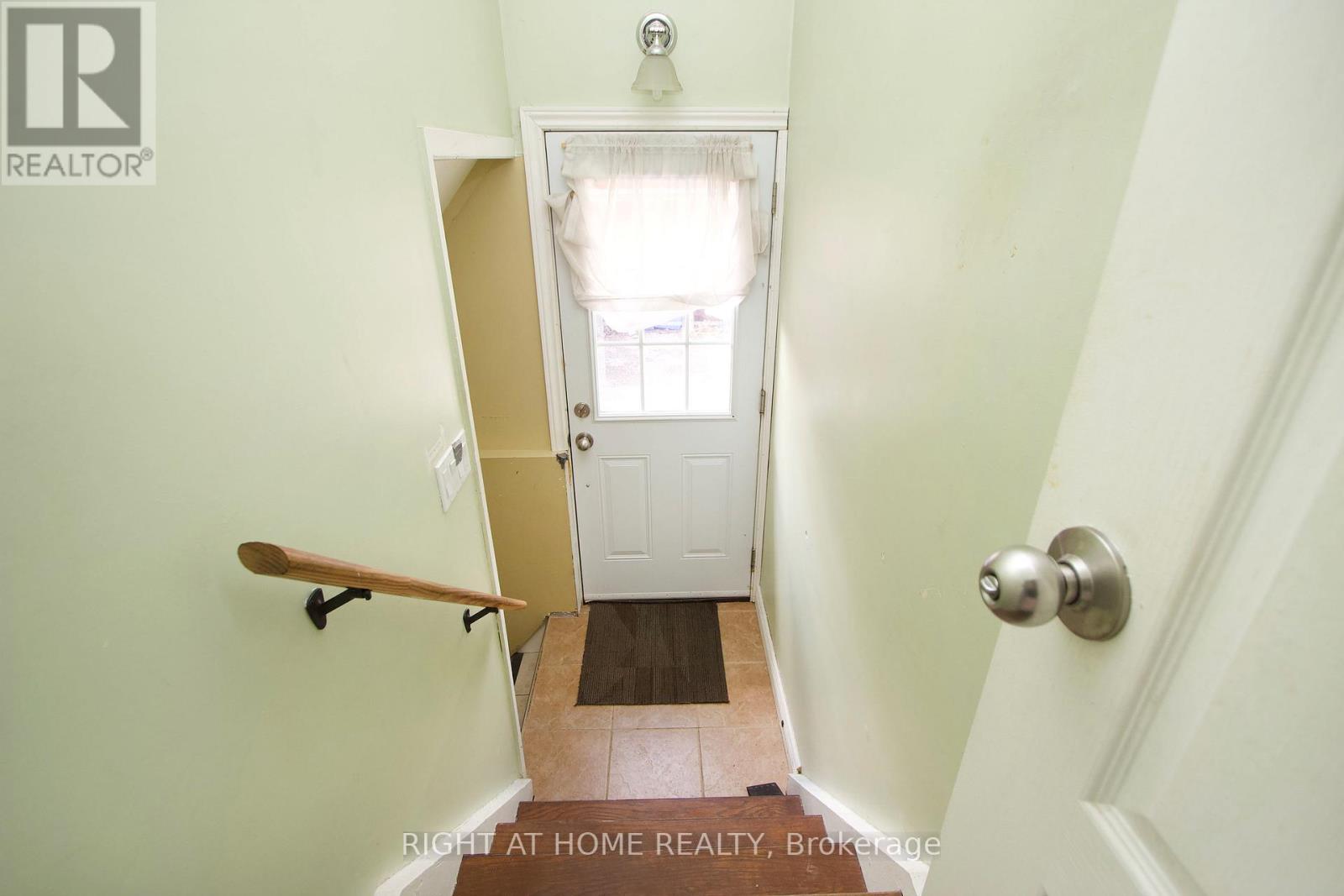 22 Sunset Road, Clarington, Ontario  L1C 2E6 - Photo 14 - E12889344