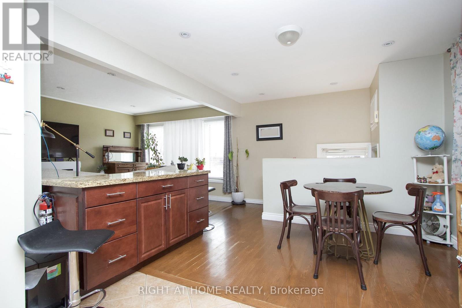 22 Sunset Road, Clarington, Ontario  L1C 2E6 - Photo 8 - E12889344