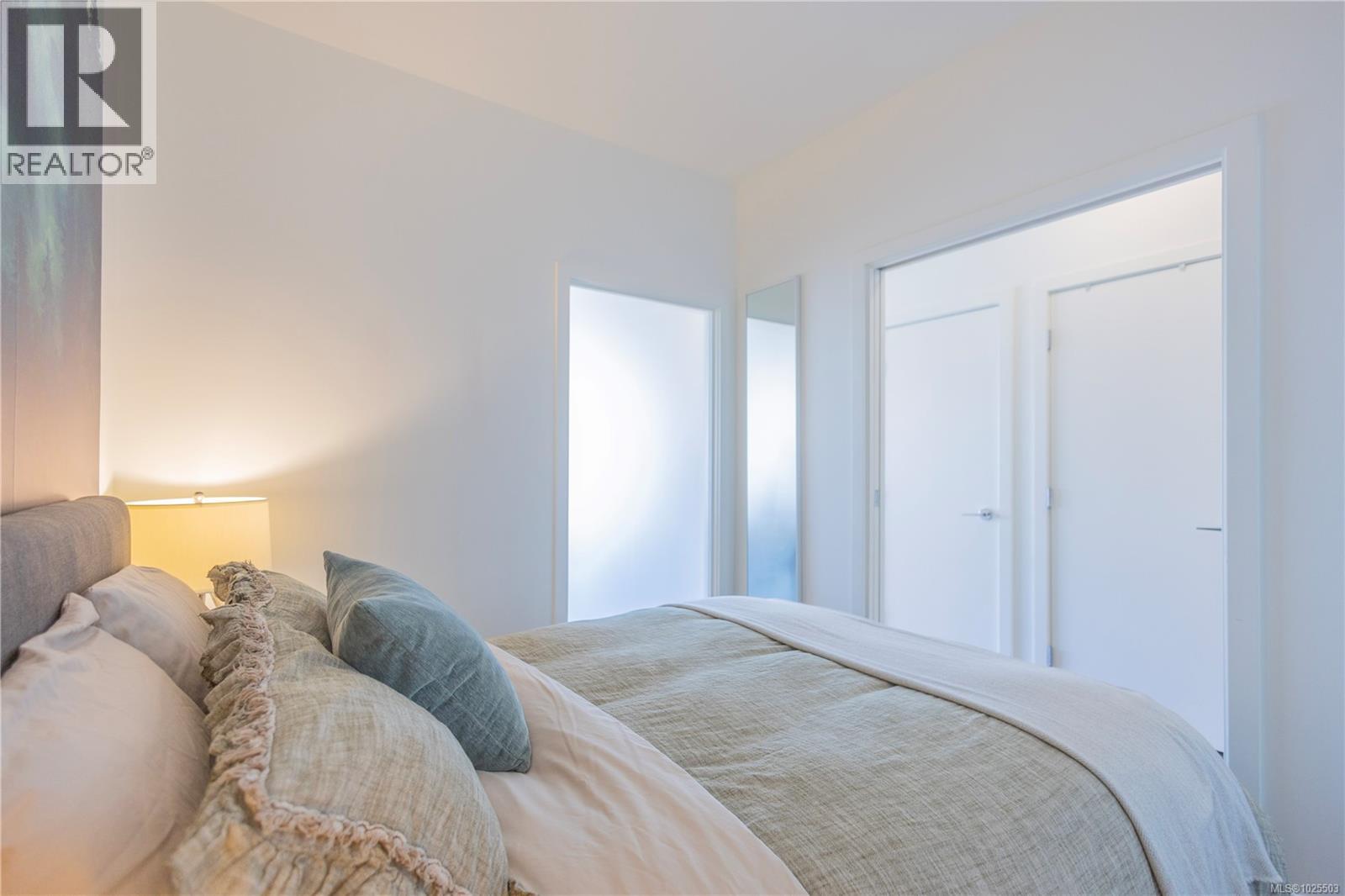 504 517 Fisgard St, Victoria, British Columbia  V8W 0C5 - Photo 5 - 1025503