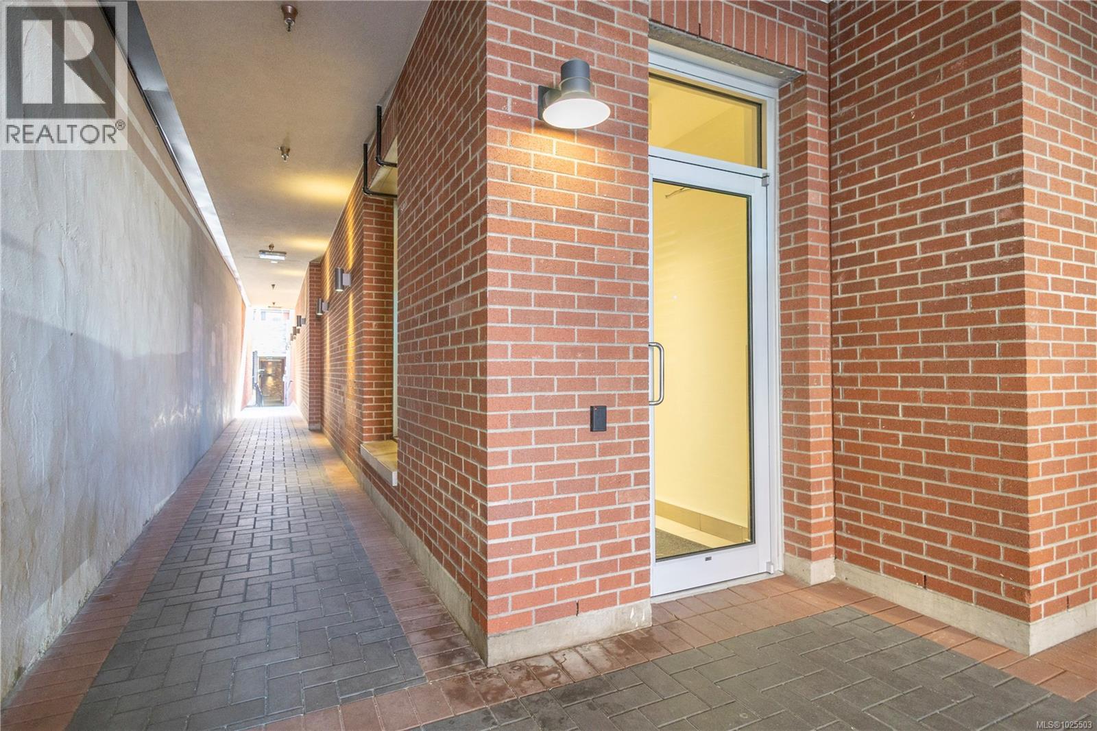 504 517 Fisgard St, Victoria, British Columbia  V8W 0C5 - Photo 25 - 1025503