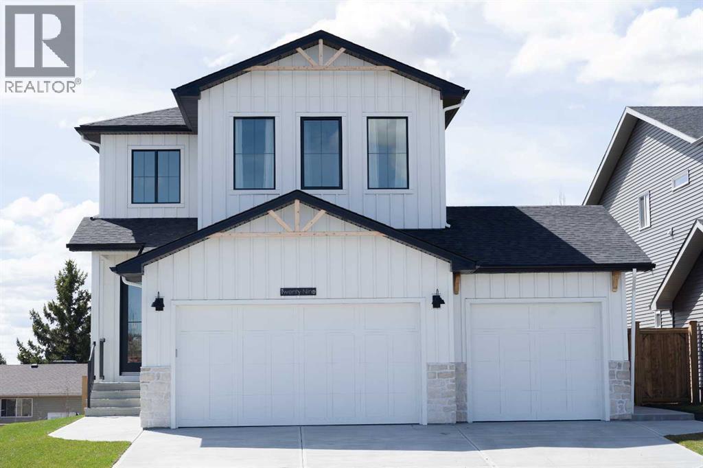 29 Highwood Drive, Okotoks, Alberta