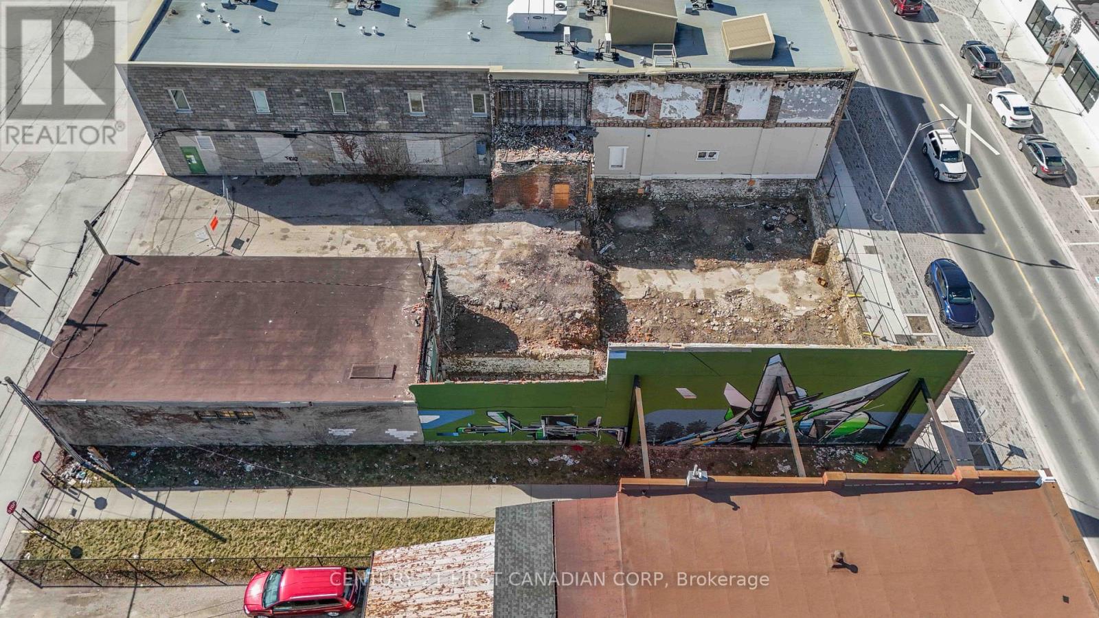 626 Talbot Street, St. Thomas, Ontario  N5P 1C8 - Photo 4 - X12889336