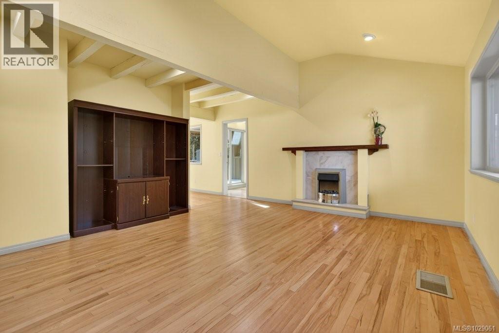 1931 Thurber Rd, Comox, British Columbia  V9M 3Z5 - Photo 11 - 1029061